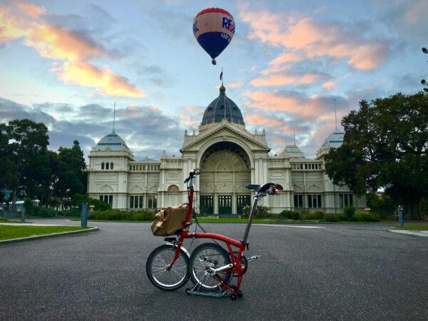 Red H3R Brompton - Royal Exhibition Building and Hot Air Balloon
