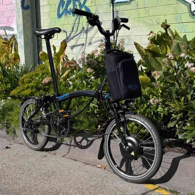 Ex-Demo Brompton Electric - M6L - Gloss Black - 2021 - Image 2