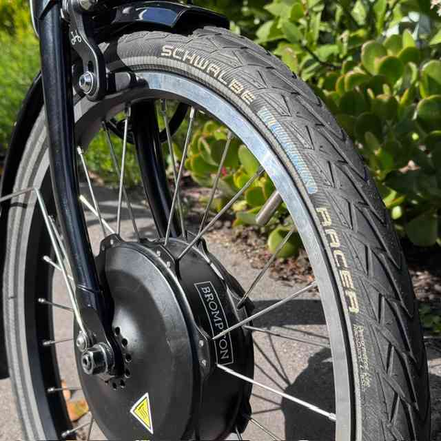 Ex-Demo Brompton Electric - M6L - Gloss Black - 2021 - Image 3
