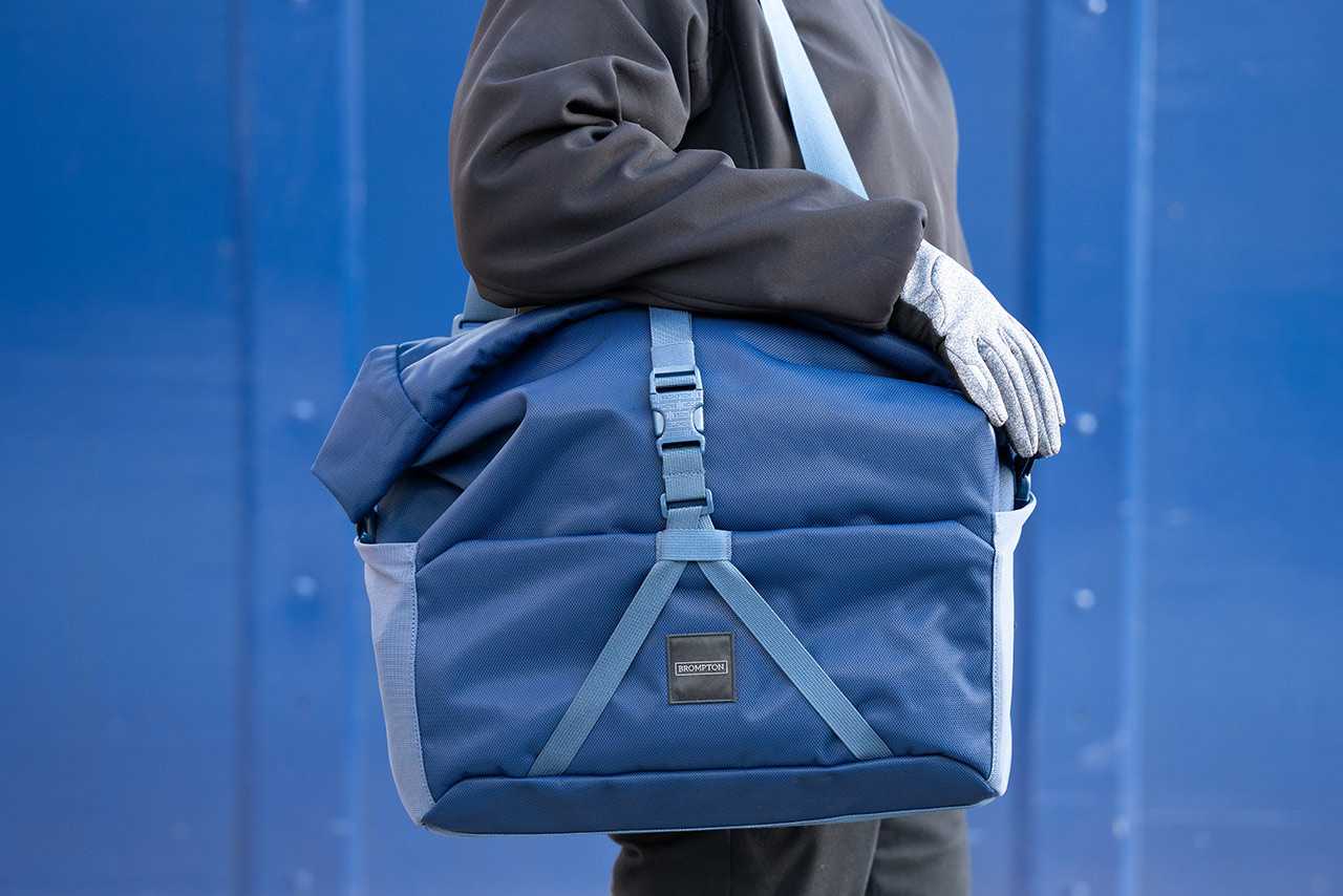 Brompton Roll Top Bag - Large - Navy - Image 4